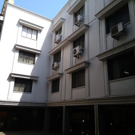Oyo 14933 Rpr Residency Hotel เชนไน ภายนอก รูปภาพ
